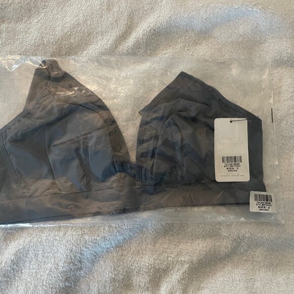 NWT Lively Bralette Gray Size 2 Bra New With Tags Minimalist 34 36 D DD DDD - Picture 1 of 4